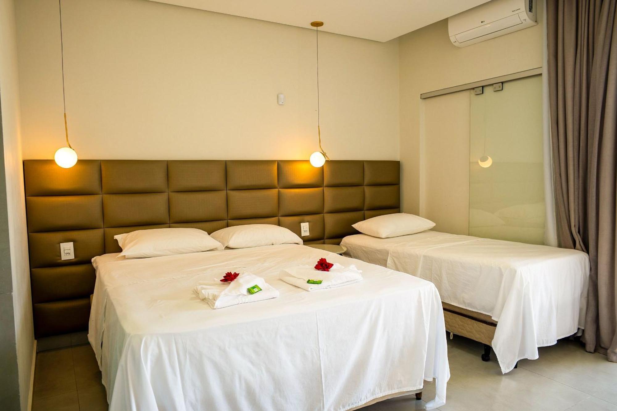 Pousada Com Piscina, Jacuzzi E Com Vista Em Capitolio - Casa Decore Exterior photo