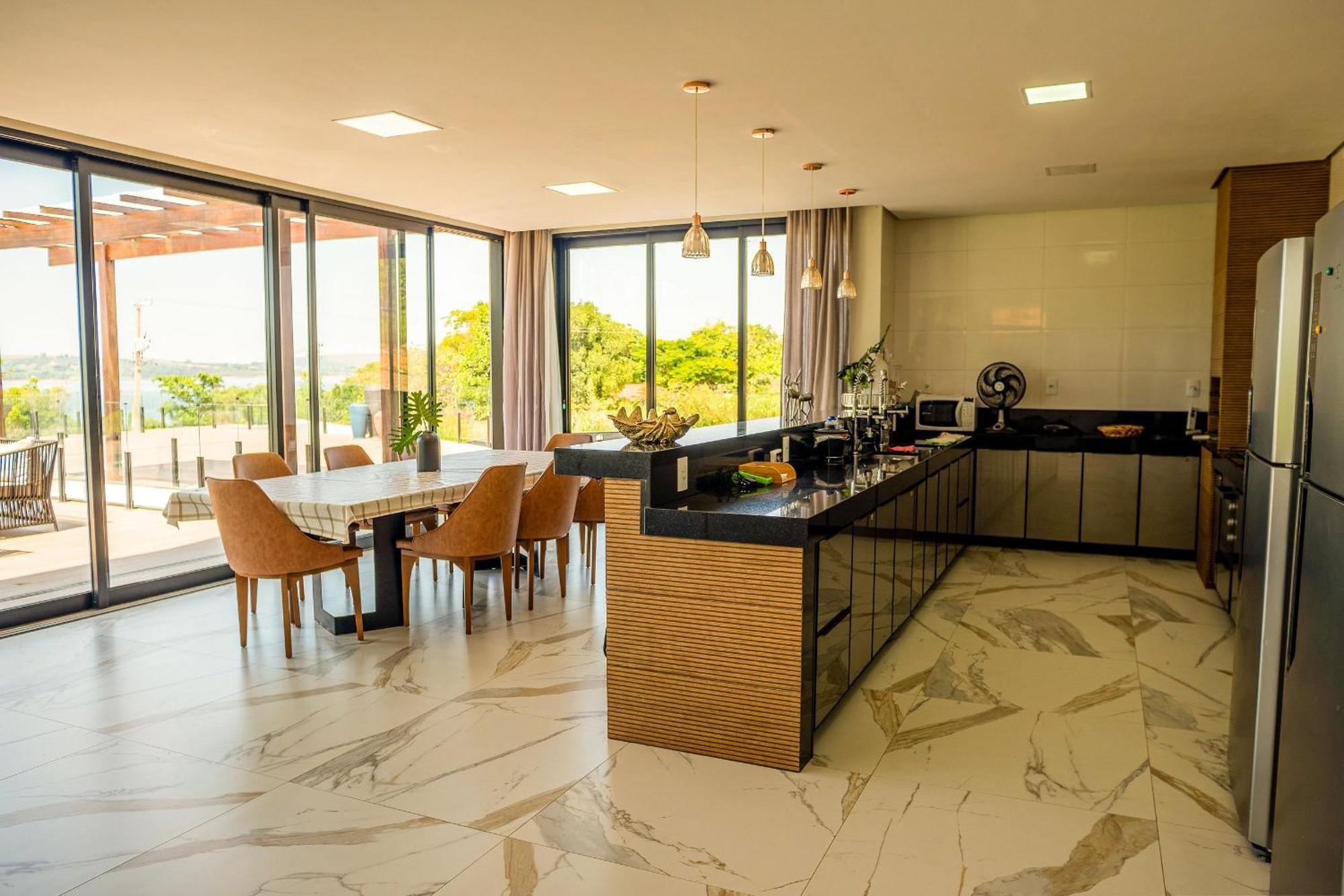 Pousada Com Piscina, Jacuzzi E Com Vista Em Capitolio - Casa Decore Exterior photo